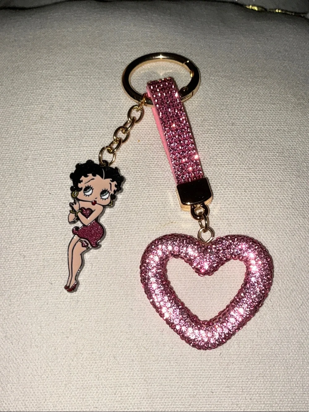 Betty Boop Pink Rhinestone Heart Keychain absolutely stunning 🤩